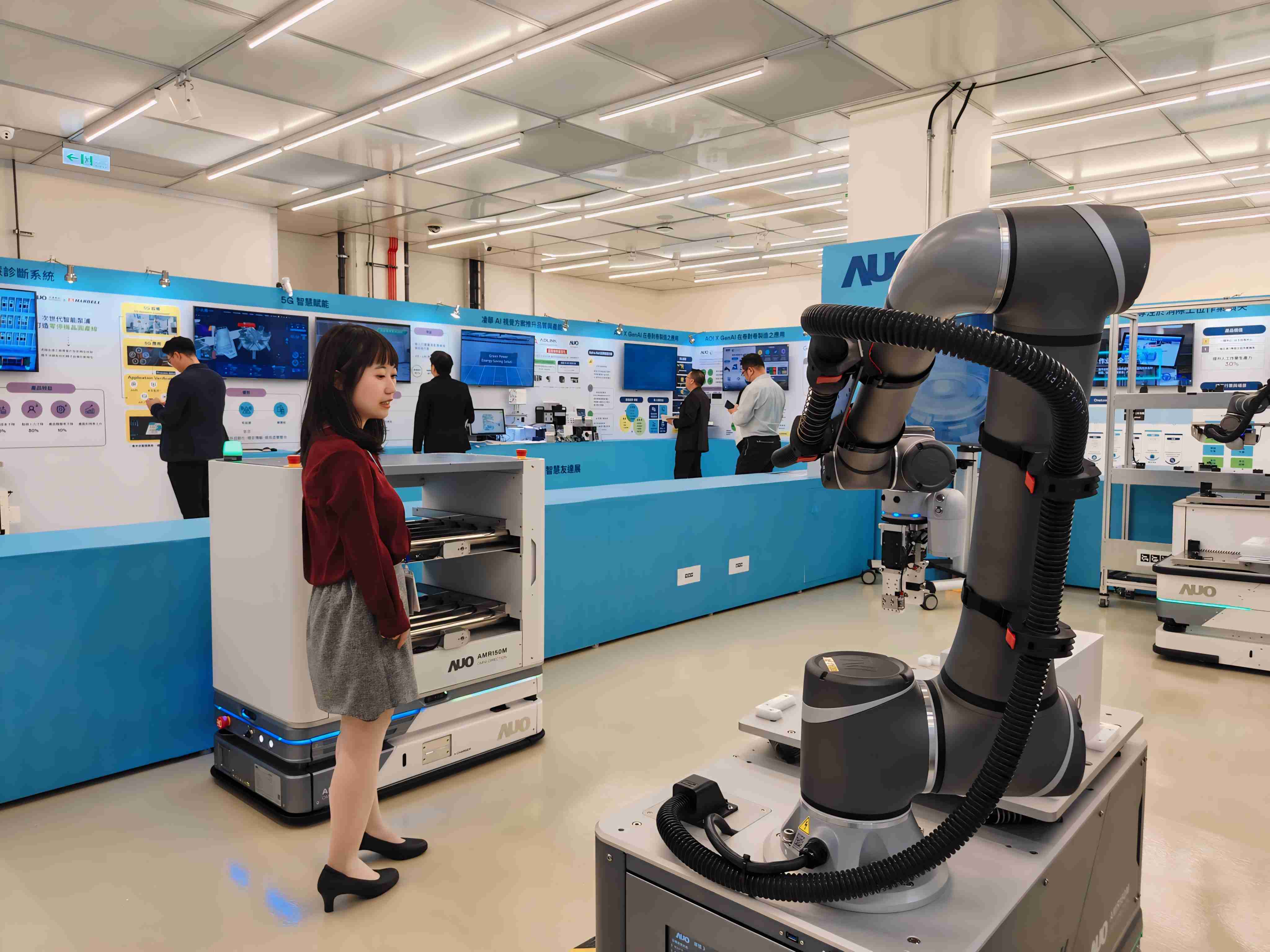 2024智能william威廉中文官网展邀集生态圈伙伴共同参展，，从数字应用、、、、净零减碳到能源发展，，，创造全方位永续商机，，，，携手生态圈伙伴迈向永续未来